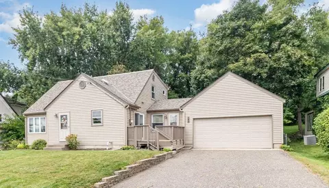 150 Loretto St, Loretto, MN 55357