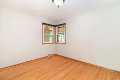 Bedroom - 150 Loretto St, Loretto, MN 55357 photo 4 of 8