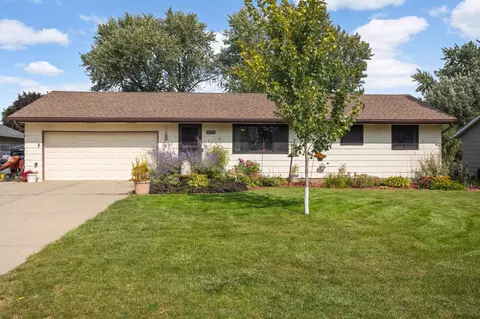 3633 147th St W, Rosemount, MN 55068