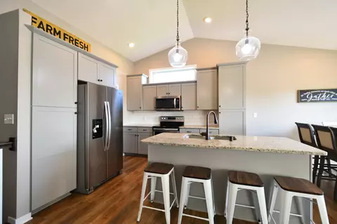 Kitchen - 905 7th Ave, Wanamingo, MN 55983 photo 4 of 4