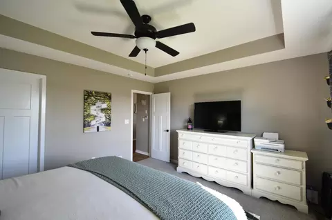 Bedroom - 905 7th Ave, Wanamingo, MN 55983 photo 5 of 8