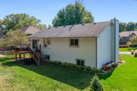 Exterior - 1443 Cutters Ln, Eagan, MN 55122 photo 9 of 17