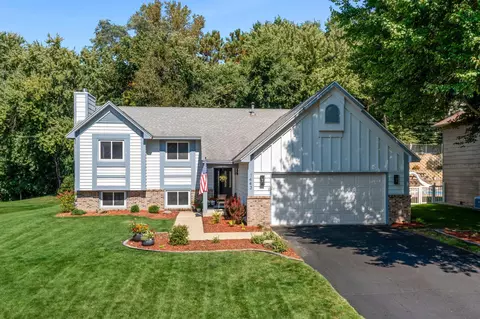 Exterior - 1443 Cutters Ln, Eagan, MN 55122 photo 16 of 17
