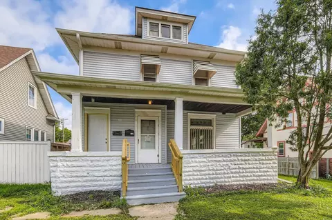 597 Geranium Ave E, Saint Paul, MN 55130