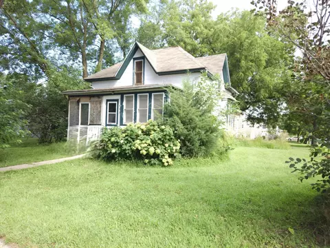 503 1st St SW, New Richland, MN 56072