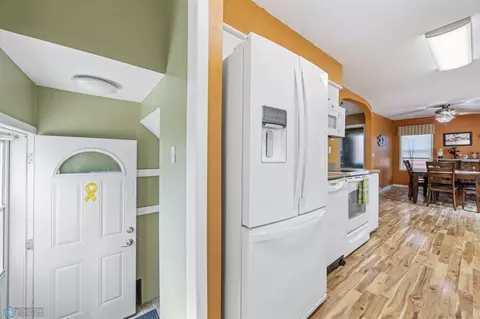 Entry Way - 1409 7th St N, Fargo, ND 58102 photo 2 of 3