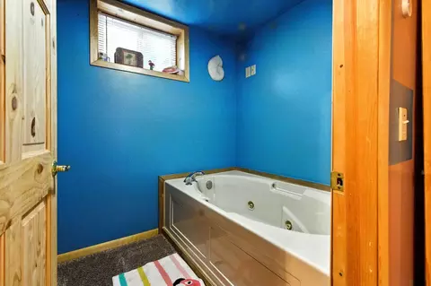 Bath - 7949 12th St SW, Backus, MN 56435 photo 3 of 5