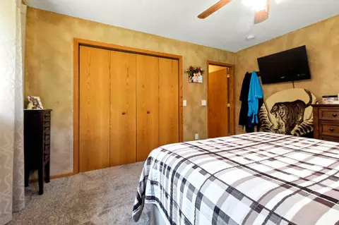Bedroom - 7949 12th St SW, Backus, MN 56435 photo 2 of 6