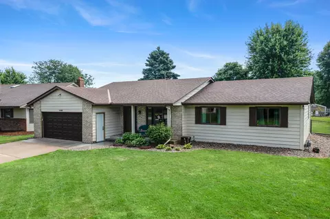 14386 Ebony Ln, Apple Valley, MN 55124