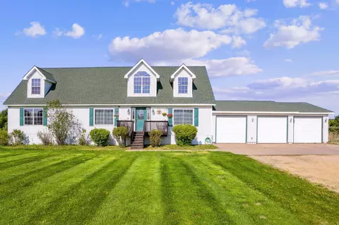 2136 62nd St, Somerset, WI 54025