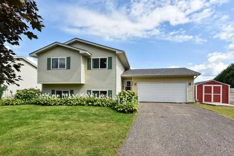 426 Wagon Wheel Cir, Buffalo, MN 55313