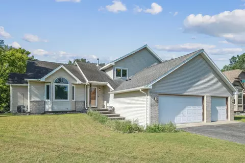 12155 Princeton Ave, Eden Prairie, MN 55347