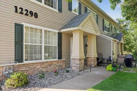 12290 Urbank St NE #D, Blaine, MN 55449