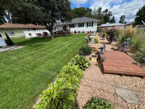 304 Richway Dr E, Albert Lea, MN 56007 photo 3