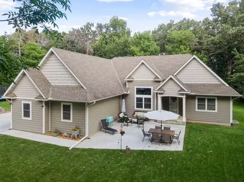 9570 188th St, Belle Plaine, MN 56011