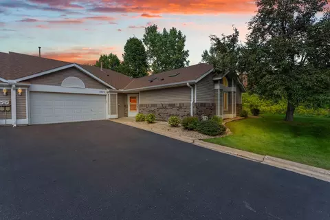 1900 Glenhaven Ln N, Brooklyn Park, MN 55443