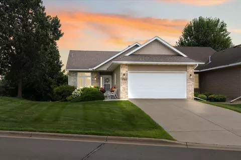 1767 Carleton Pl, Hastings, MN 55033