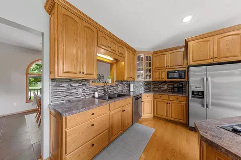 1410 Fairway Dr, Faribault, MN 55021 photo 18