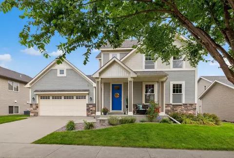 5591 Harvest Lake Dr NW, Rochester, MN 55901