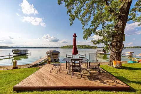 3555 Culver Trl, Faribault, MN 55021