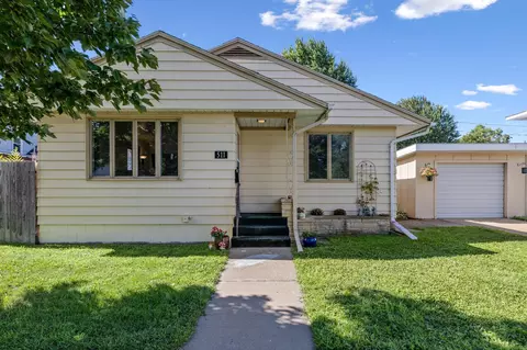 511 W King St, Winona, MN 55987