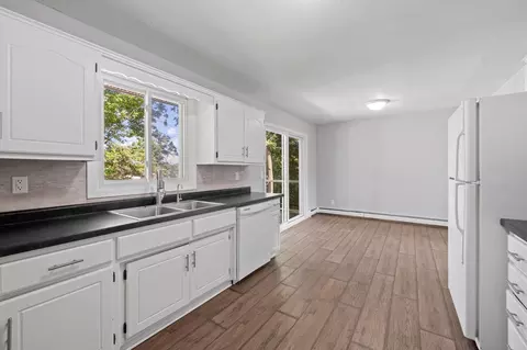 Kitchen - 4660 Suffolk Rd, Mound, MN 55364 photo 6 of 6
