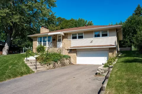 6710 37th Ave N, Crystal, MN 55427