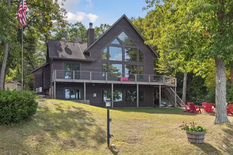 1723 S Deer Lake Cir, Saint Croix Falls, WI 54024