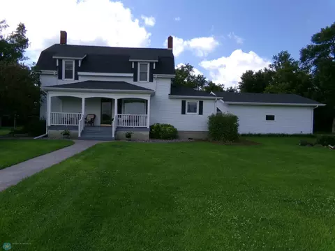 16211 4th St NE, Cummings, ND 58223
