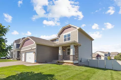 18996 Ivanhoe St NW, Elk River, MN 55330