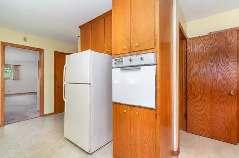 Entry Way - 712 Keniston St N, Champlin, MN 55316 photo 1 of 1