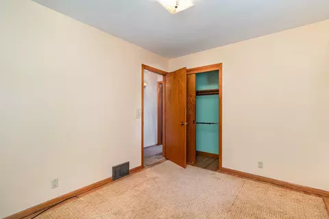 Bedroom - 712 Keniston St N, Champlin, MN 55316 photo 4 of 8