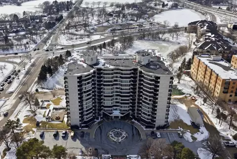 6566 France Ave S #902, Edina, MN 55435