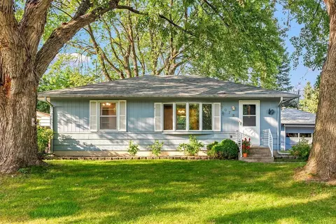2079 Coral Ln, Eagan, MN 55122