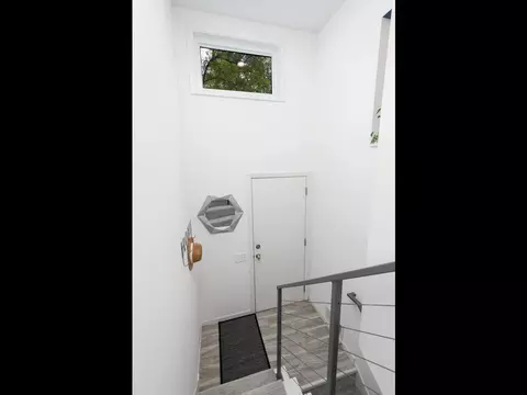 Entry Way - 2775 County Road 19, Maple Plain, MN 55359 photo 4 of 4