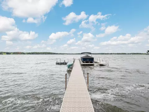 View/Area - 2775 County Road 19, Maple Plain, MN 55359 photo 2 of 14