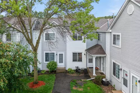 9111 Terra Verde Trl, Eden Prairie, MN 55347