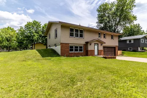1744 Oak Rd, Saint Cloud, MN 56303 photo 19