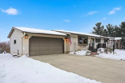 451 E Johnson St, River Falls, WI 54022