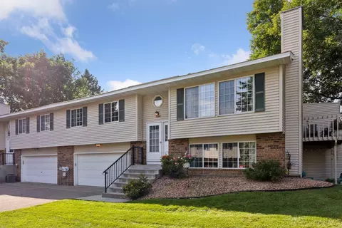 4646 12 Penkwe Way, Eagan, MN 55122 photo 2
