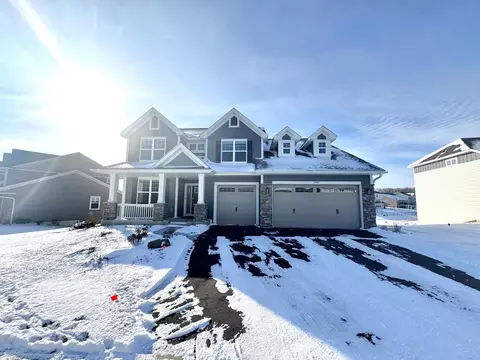 2997 Ironwood Blvd, Chaska, MN 55318