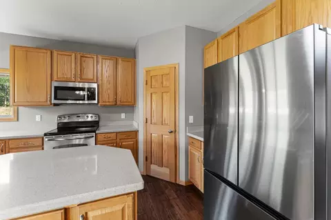 Kitchen - 235 Maple Ln, Jordan, MN 55352 photo 2 of 8