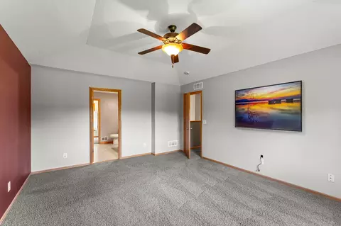 Bedroom - 235 Maple Ln, Jordan, MN 55352 photo 3 of 14