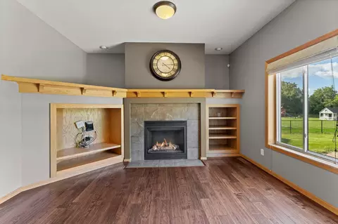 Living - 235 Maple Ln, Jordan, MN 55352 photo 2 of 4