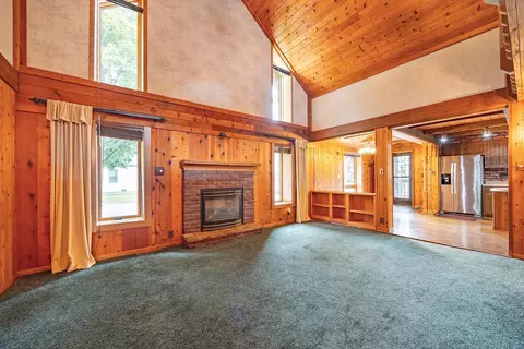300 E 8th St, Winona, MN 55987 photo 9