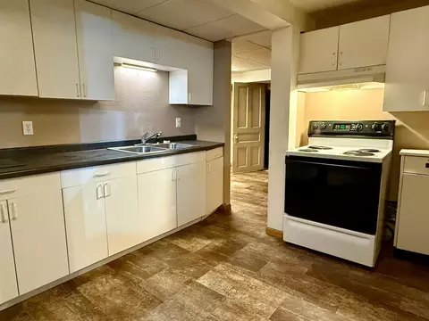 Kitchen - 409 15th St SW, Willmar, MN 56201 photo 3 of 3