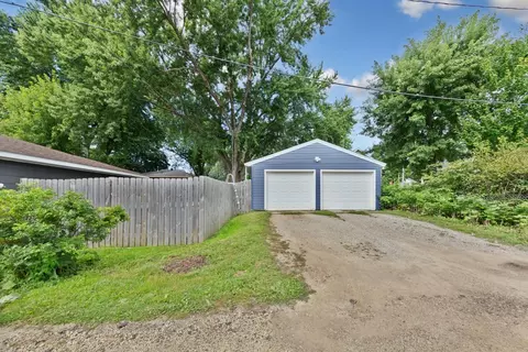 Exterior - 207 9th Ave SW, Faribault, MN 55021 photo 13 of 13