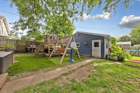Exterior - 207 9th Ave SW, Faribault, MN 55021 photo 8 of 13
