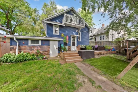 Exterior - 207 9th Ave SW, Faribault, MN 55021 photo 2 of 13