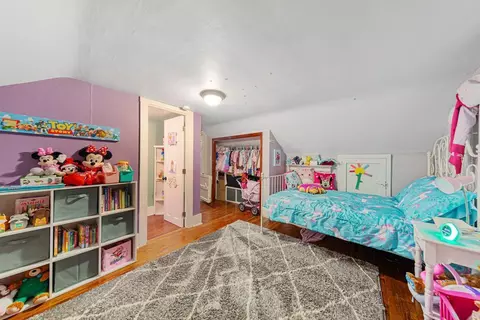 Bedroom - 207 9th Ave SW, Faribault, MN 55021 photo 2 of 5